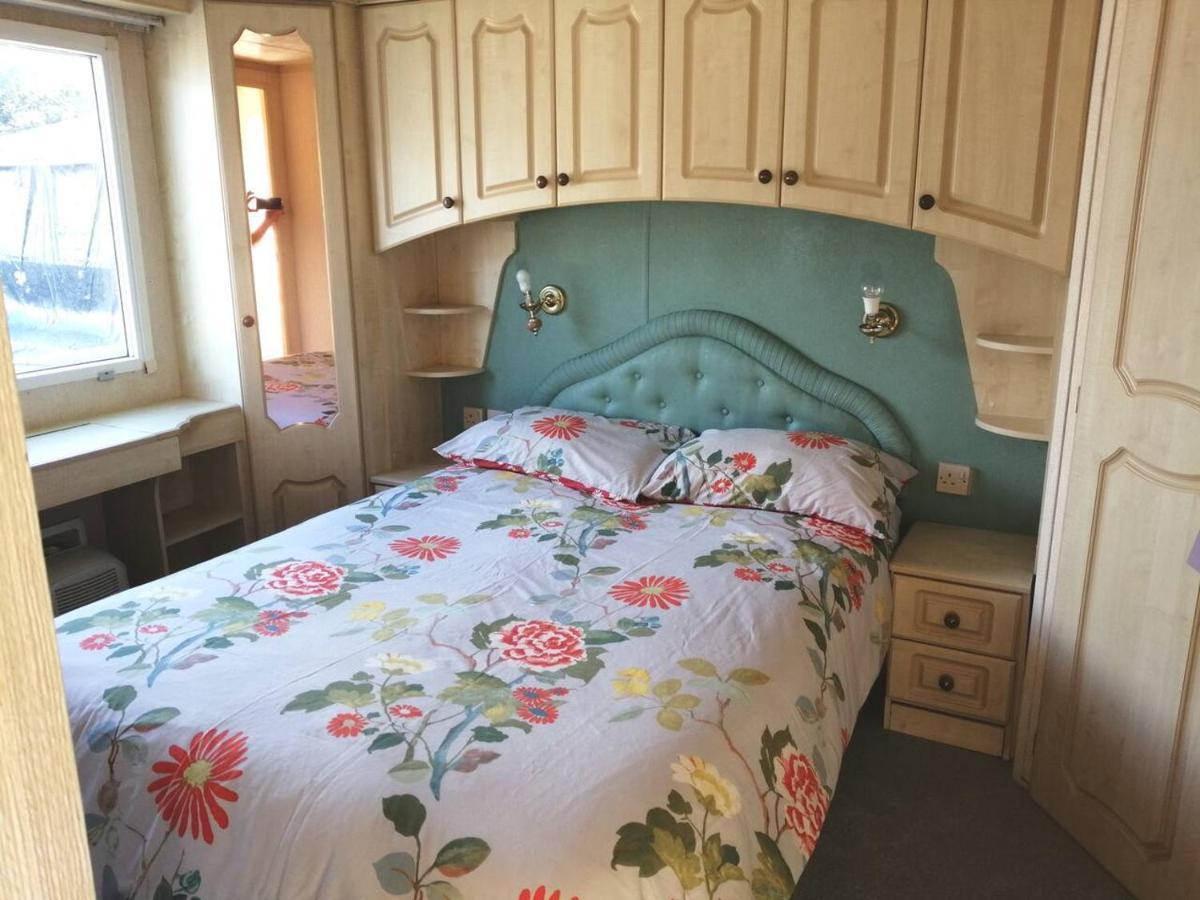 Midden Manor Country Stay On A Working Dairy Farm Ballymena Exteriér fotografie