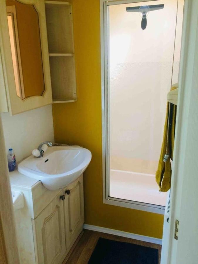 Midden Manor Country Stay On A Working Dairy Farm Ballymena Exteriér fotografie